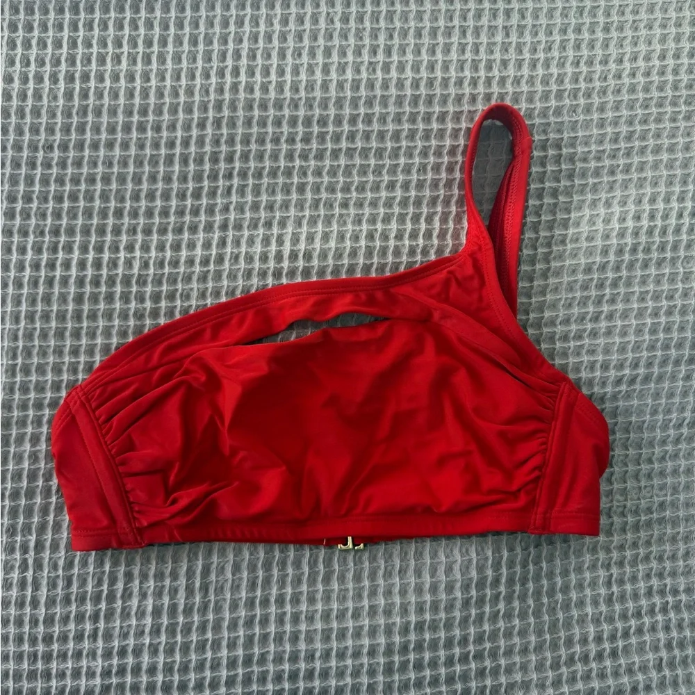Xhilaration Red One-Shoulder Bikini Top - Picture 1 of 3